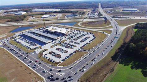 Buc-ees Florence location is projected to open to the public in early 2022. . Hotels near buc ees florence sc